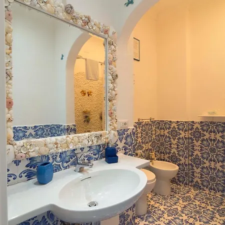 Il Veliero Charming Bed & Breakfast 2*